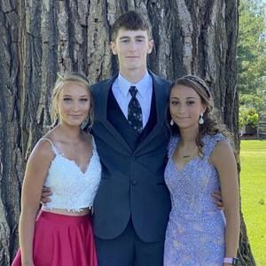 Meet your Posher, Lily